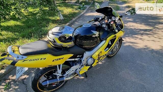 Жовтий Хонда CBR 600, об'ємом двигуна 0.6 л та пробігом 1 тис. км за 3600 $, фото 1 на Automoto.ua