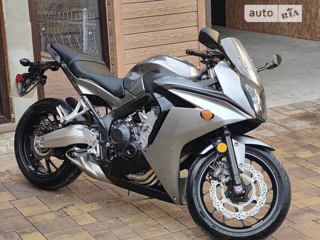 Серый Хонда CBR 650, объемом двигателя 0.65 л и пробегом 18 тыс. км за 7100 $, фото 1 на Automoto.ua