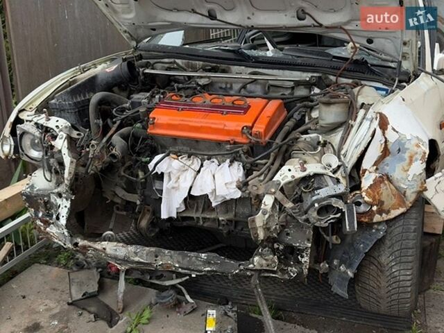 Белый Хонда CR-X, объемом двигателя 1.6 л и пробегом 100 тыс. км за 2000 $, фото 1 на Automoto.ua
