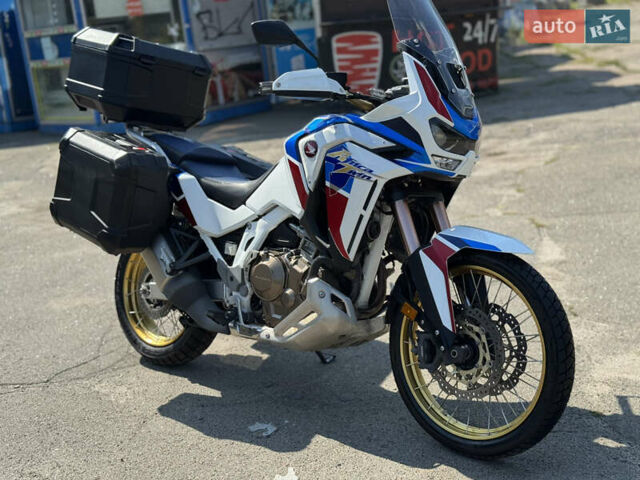 Хонда CRF 1100L Africa Twin, объемом двигателя 0 л и пробегом 25 тыс. км за 15200 $, фото 1 на Automoto.ua