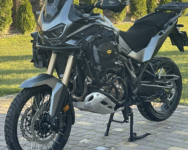Сірий Хонда CRF 1100L Africa Twin, об'ємом двигуна 1.1 л та пробігом 8 тис. км за 19500 $, фото 1 на Automoto.ua