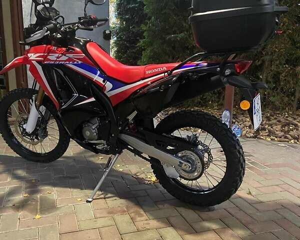 Хонда CRF 250L Rally, объемом двигателя 0 л и пробегом 5 тыс. км за 6400 $, фото 1 на Automoto.ua