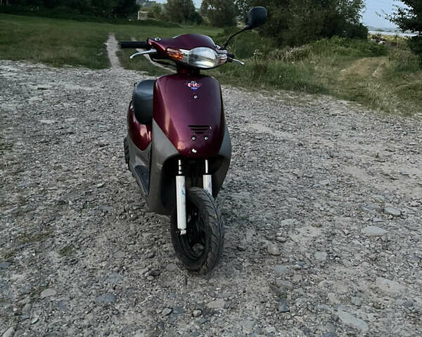 Красный Хонда Dio AF-27, объемом двигателя 0.35 л и пробегом 5 тыс. км за 297 $, фото 1 на Automoto.ua