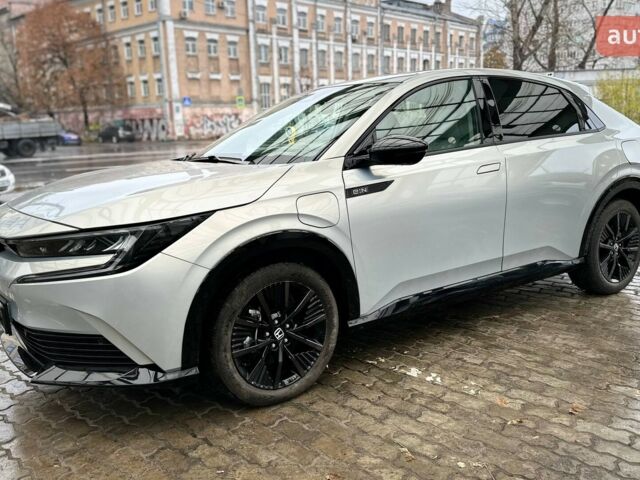 купить новое авто Хонда e:NP2 2025 года от официального дилера Mitsubishi Хонда фото