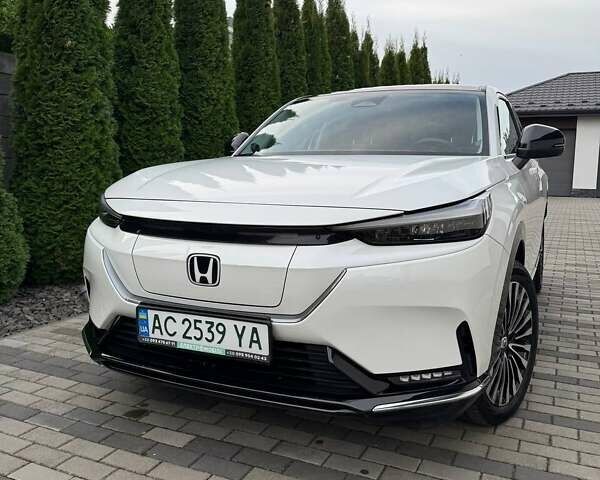 Белый Хонда eNS1, объемом двигателя 0 л и пробегом 45 тыс. км за 20000 $, фото 1 на Automoto.ua