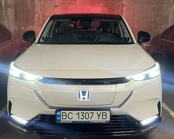 Белый Хонда eNS1, объемом двигателя 0 л и пробегом 30 тыс. км за 21000 $, фото 1 на Automoto.ua