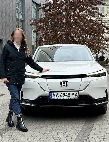 Белый Хонда eNS1, объемом двигателя 0 л и пробегом 17 тыс. км за 17500 $, фото 1 на Automoto.ua