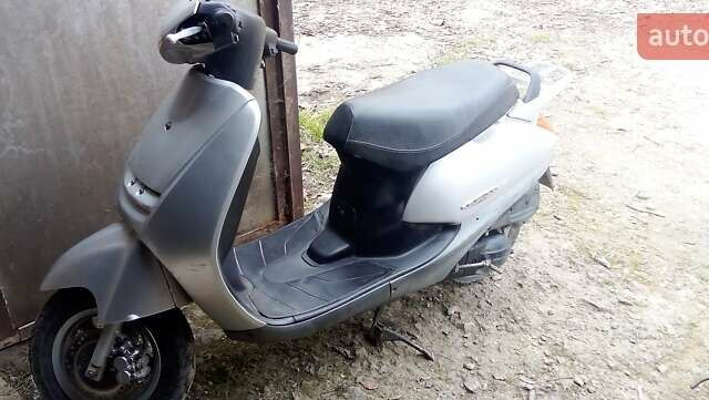 Сірий Хонда Lead 50 AF 48, об'ємом двигуна 0.05 л та пробігом 30 тис. км за 350 $, фото 1 на Automoto.ua