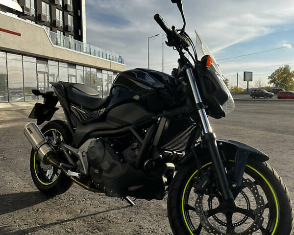 Чорний Хонда NC 750S, об'ємом двигуна 0.75 л та пробігом 19 тис. км за 6250 $, фото 1 на Automoto.ua