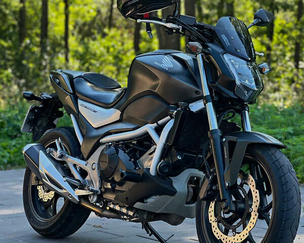 Черный Хонда NC 750S, объемом двигателя 0.75 л и пробегом 20 тыс. км за 5900 $, фото 1 на Automoto.ua