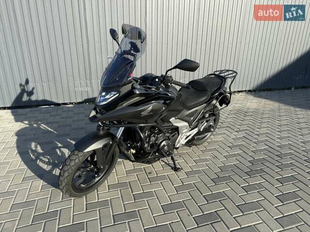 Черный Хонда NC 750X, объемом двигателя 0.75 л и пробегом 23 тыс. км за 9500 $, фото 1 на Automoto.ua