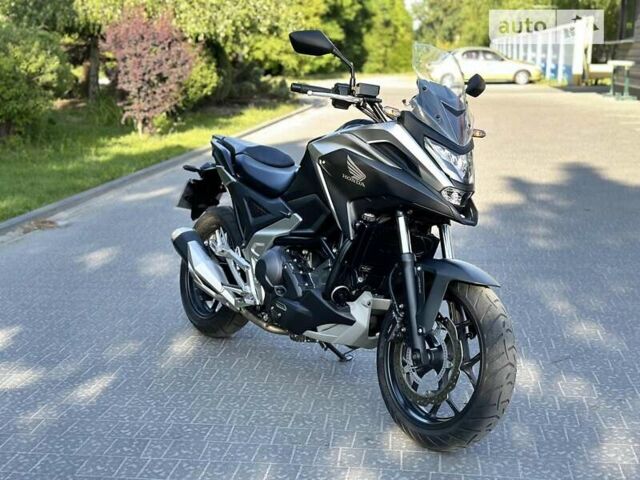 Чорний Хонда NC 750X, об'ємом двигуна 0.75 л та пробігом 1 тис. км за 9750 $, фото 1 на Automoto.ua