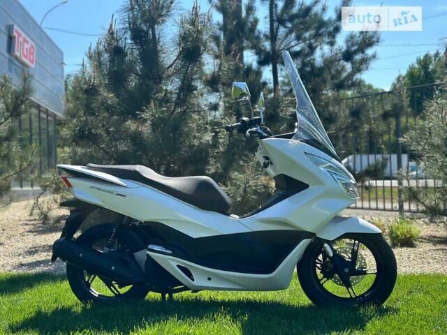 Хонда PCX 150, объемом двигателя 0 л и пробегом 34 тыс. км за 2600 $, фото 1 на Automoto.ua