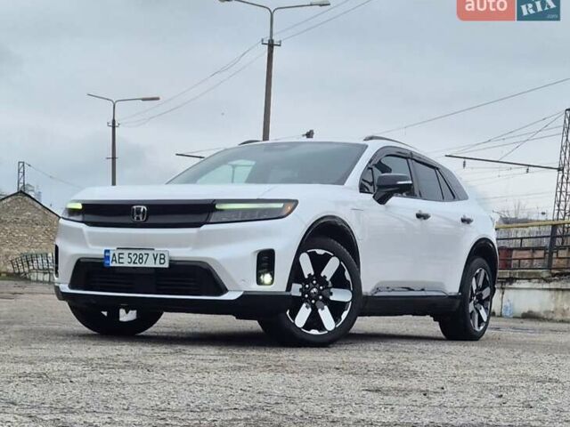 Белый Хонда Prologue, объемом двигателя 0 л и пробегом 7 тыс. км за 31500 $, фото 1 на Automoto.ua