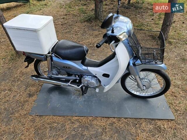 Хонда Super Cub 50, объемом двигателя 0 л и пробегом 17 тыс. км за 899 $, фото 1 на Automoto.ua