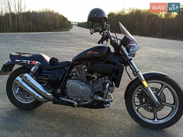 Черный Хонда VF 750 Magna, объемом двигателя 0.7 л и пробегом 33 тыс. км за 3600 $, фото 1 на Automoto.ua