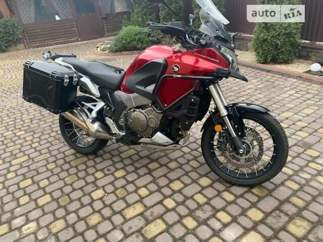 Червоний Хонда VFR 1200, об'ємом двигуна 0 л та пробігом 22 тис. км за 9500 $, фото 1 на Automoto.ua