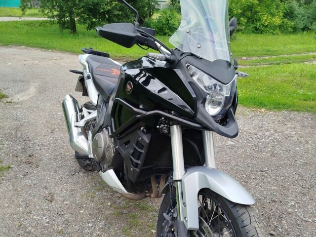 Хонда VFR 1200, объемом двигателя 1.2 л и пробегом 0 тыс. км за 8750 $, фото 1 на Automoto.ua