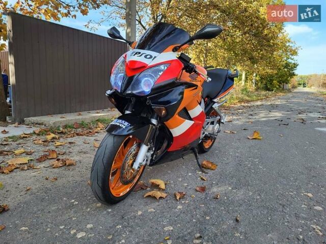 Чорний Хонда VFR 800F Interceptor, об'ємом двигуна 0.8 л та пробігом 51 тис. км за 4300 $, фото 1 на Automoto.ua