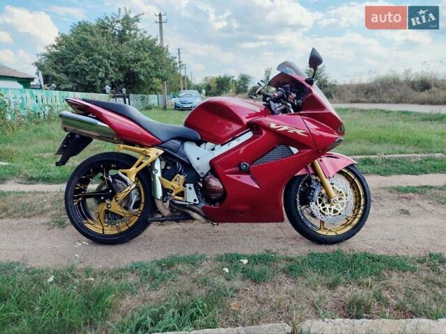 Червоний Хонда VFR 800F Interceptor, об'ємом двигуна 0.8 л та пробігом 54 тис. км за 4500 $, фото 1 на Automoto.ua