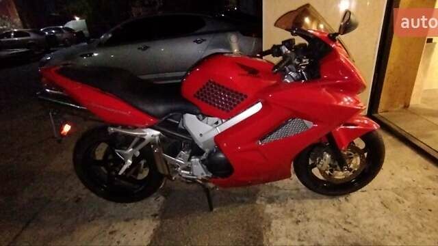 Червоний Хонда VFR 800F Interceptor, об'ємом двигуна 0.8 л та пробігом 31 тис. км за 4500 $, фото 1 на Automoto.ua
