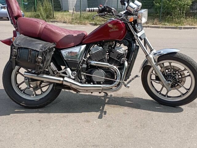 Хонда VT 500C, объемом двигателя 0.49 л и пробегом 0 тыс. км за 2500 $, фото 1 на Automoto.ua