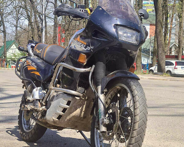 Черный Хонда XL 600V Transalp, объемом двигателя 0.6 л и пробегом 95 тыс. км за 2750 $, фото 1 на Automoto.ua