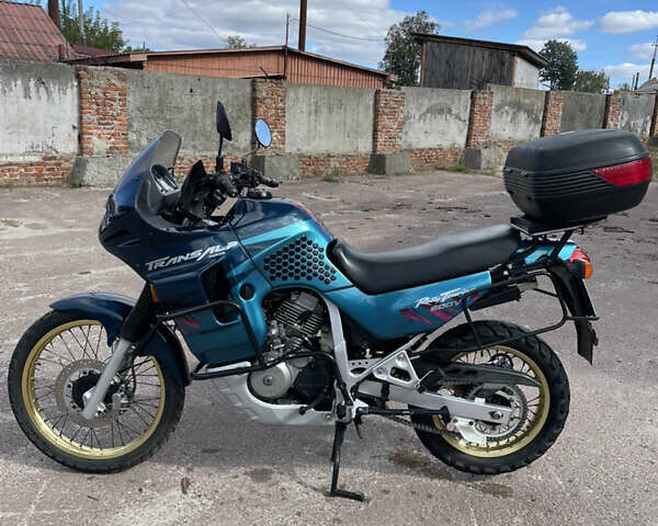 Зеленый Хонда XL 600V Transalp, объемом двигателя 0.58 л и пробегом 61 тыс. км за 3500 $, фото 1 на Automoto.ua