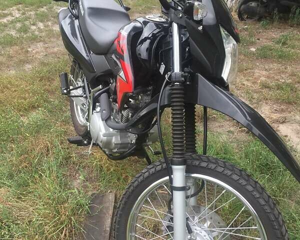 Черный Хонда XR 150, объемом двигателя 0.15 л и пробегом 4 тыс. км за 2300 $, фото 1 на Automoto.ua