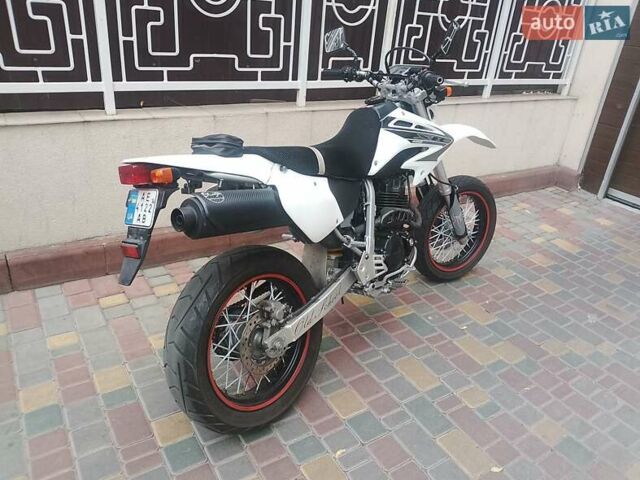 Белый Хонда XR 400 Motard, объемом двигателя 0 л и пробегом 33 тыс. км за 4000 $, фото 1 на Automoto.ua