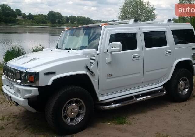 Білий Хаммер Н2, об'ємом двигуна 5.97 л та пробігом 80 тис. км за 37000 $, фото 1 на Automoto.ua