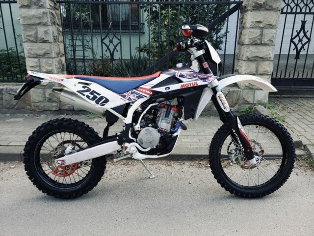 Хускварна Другая, объемом двигателя 0.31 л и пробегом 0 тыс. км за 3500 $, фото 1 на Automoto.ua