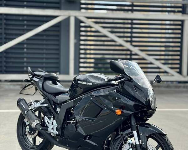 Хьюсонг GT 250R, объемом двигателя 0 л и пробегом 16 тыс. км за 2500 $, фото 1 на Automoto.ua
