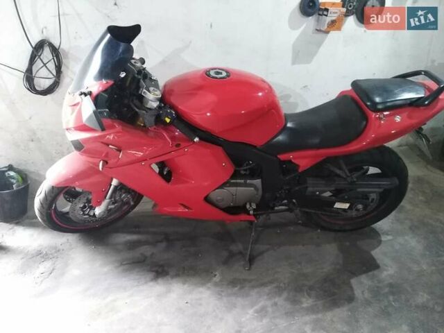 Хьюсонг GT 250R, об'ємом двигуна 0.25 л та пробігом 26 тис. км за 2000 $, фото 1 на Automoto.ua