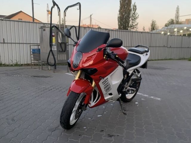 Хьюсонг GT 250R, объемом двигателя 0.25 л и пробегом 0 тыс. км за 2500 $, фото 1 на Automoto.ua