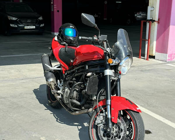 Черный Хьюсонг GT 650R, объемом двигателя 0.65 л и пробегом 23 тыс. км за 2450 $, фото 1 на Automoto.ua