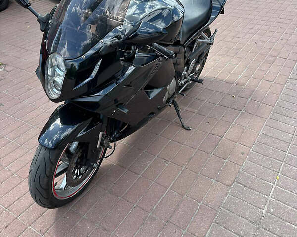 Чорний Хьюсонг GT 650R, об'ємом двигуна 0.65 л та пробігом 60 тис. км за 2950 $, фото 1 на Automoto.ua