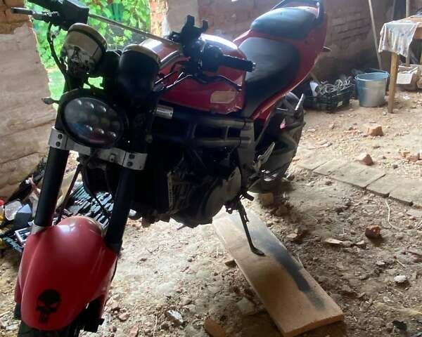Хьюсонг GT 650R, объемом двигателя 0.65 л и пробегом 45 тыс. км за 1600 $, фото 1 на Automoto.ua