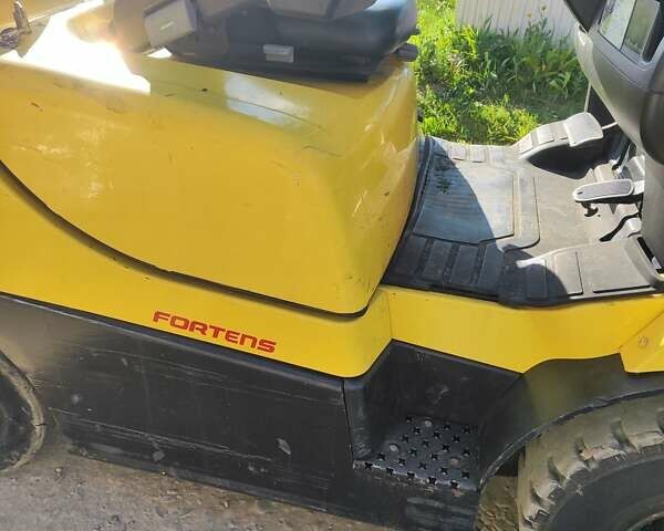 Жовтий Хістер H 2.5FT, об'ємом двигуна 0 л та пробігом 50 тис. км за 11982 $, фото 1 на Automoto.ua