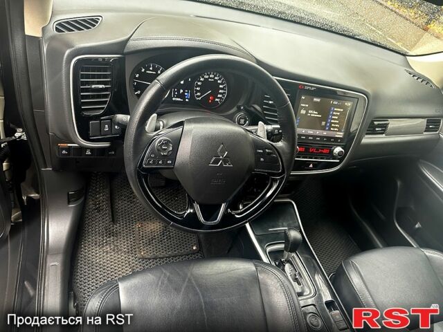 Білий Хендай Акцент, об'ємом двигуна 1.5 л та пробігом 0 тис. км за 1650 $, фото 1 на Automoto.ua