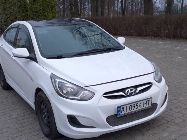 Білий Хендай Акцент, об'ємом двигуна 1.4 л та пробігом 95 тис. км за 6301 $, фото 1 на Automoto.ua