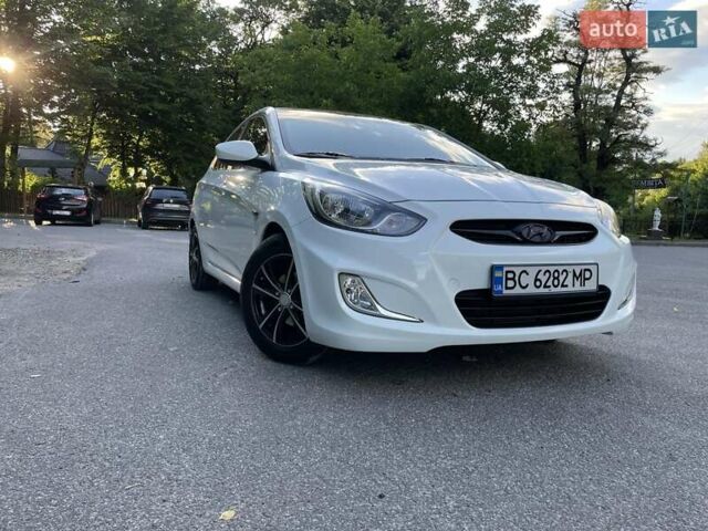 Белый Хендай Акцент, объемом двигателя 1.4 л и пробегом 126 тыс. км за 7750 $, фото 1 на Automoto.ua