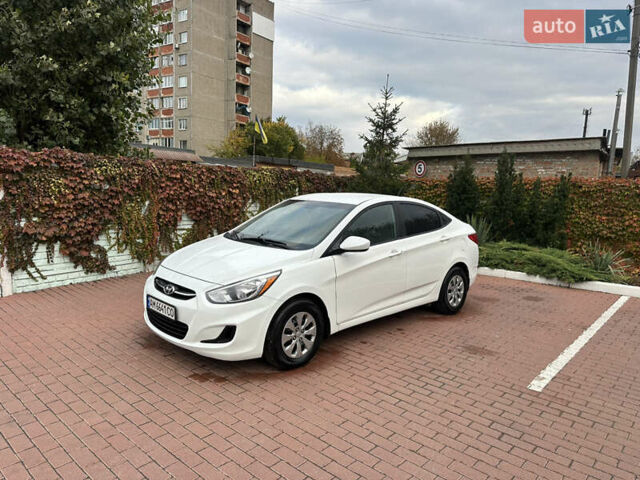 Хендай Акцент 2016 в Киеве на Automoto.ua Белый Хендай Акцент, объемом двигателя 1.6 л и пробегом 193 тыс. км за 7500 $, фото 1 на Automoto.ua
