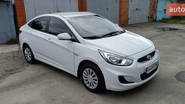 Білий Хендай Акцент, об'ємом двигуна 1.4 л та пробігом 235 тис. км за 6470 $, фото 1 на Automoto.ua