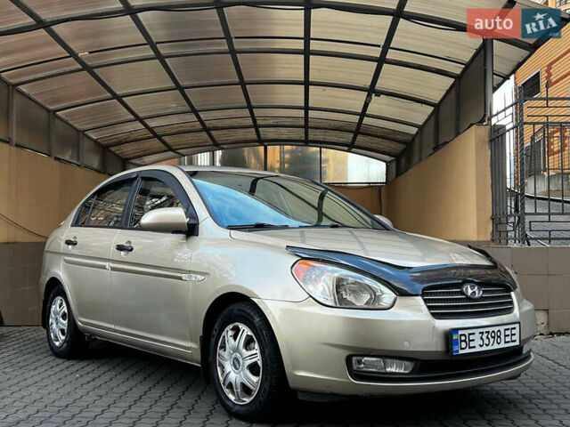 Бежевый Хендай Акцент, объемом двигателя 1.4 л и пробегом 229 тыс. км за 4900 $, фото 1 на Automoto.ua