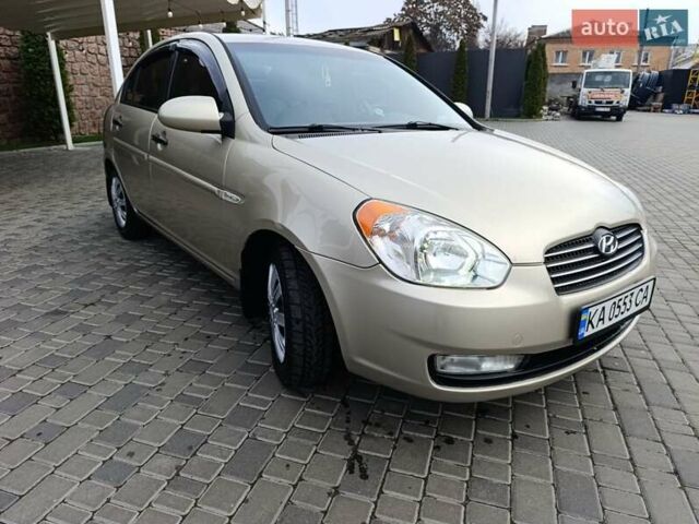 Бежевый Хендай Акцент, объемом двигателя 1.4 л и пробегом 224 тыс. км за 6100 $, фото 1 на Automoto.ua