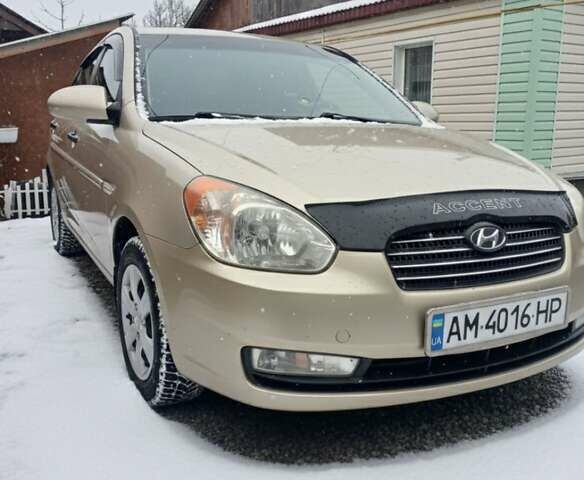 Бежевый Хендай Акцент, объемом двигателя 1.4 л и пробегом 195 тыс. км за 5099 $, фото 1 на Automoto.ua