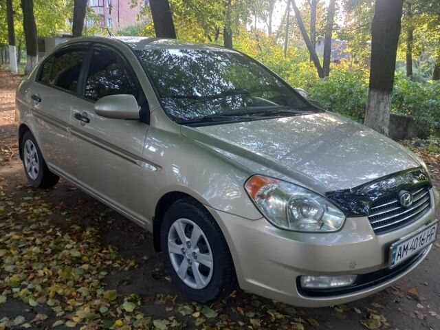 Бежевый Хендай Акцент, объемом двигателя 1.4 л и пробегом 192 тыс. км за 5200 $, фото 1 на Automoto.ua