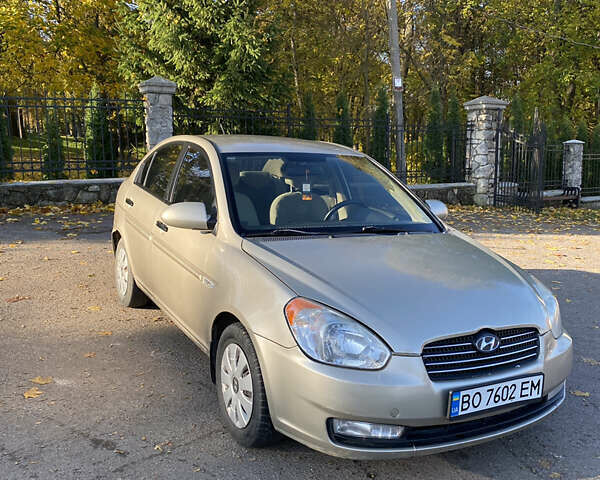 Хендай Акцент 2008 в Тернополе на Automoto.ua Бежевый Хендай Акцент, объемом двигателя 1.4 л и пробегом 305 тыс. км за 4000 $, фото 1 на Automoto.ua