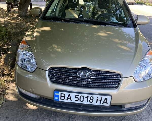 Бежевый Хендай Акцент, объемом двигателя 1.49 л и пробегом 320 тыс. км за 6200 $, фото 1 на Automoto.ua